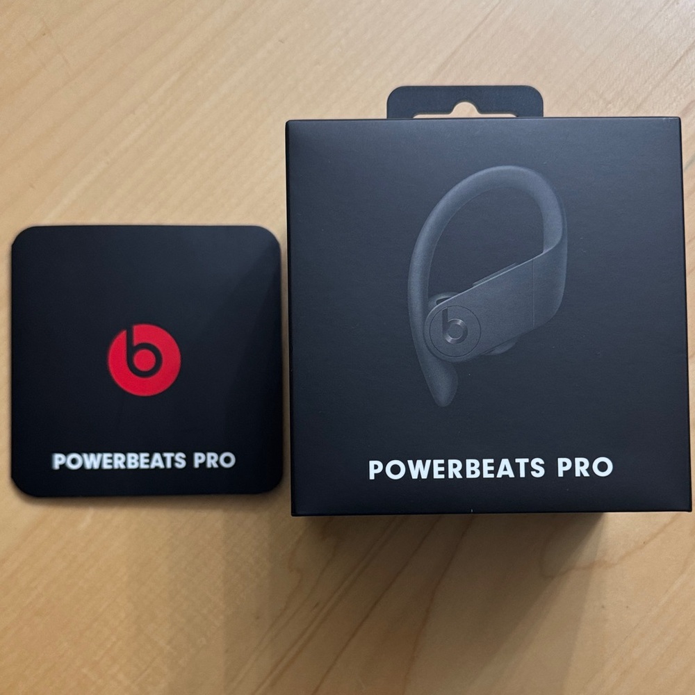 Powerbeats Pro Wireless Earbuds - Black